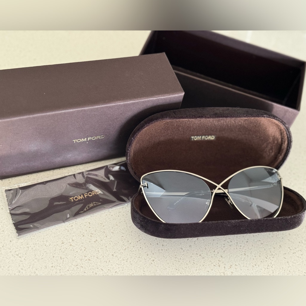 *Authentic* Tom Ford Cat-Eye Sunglasses